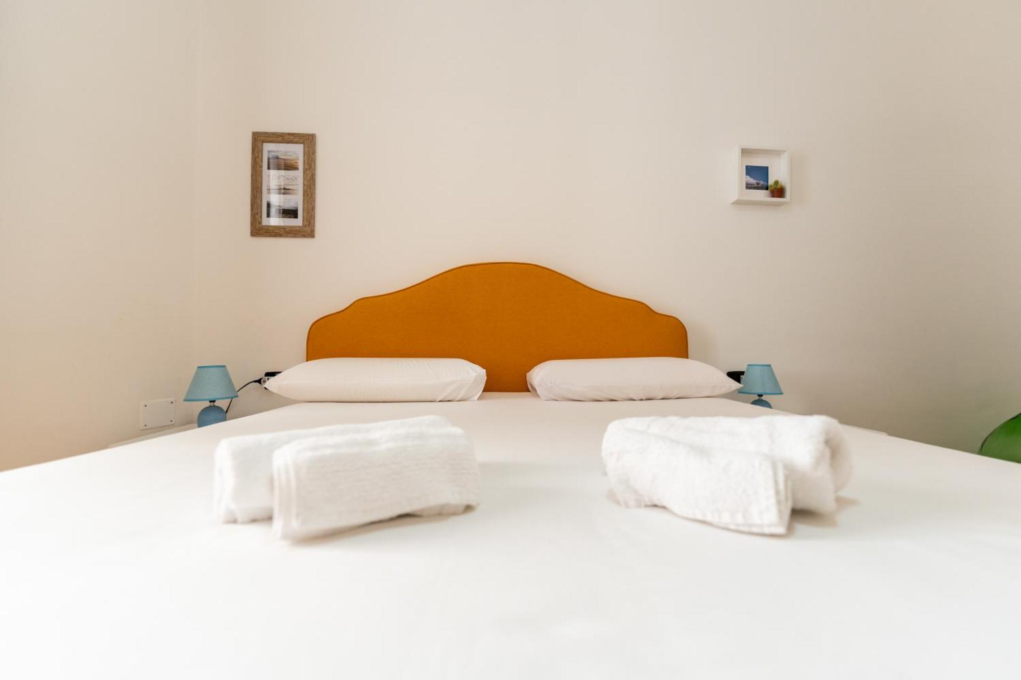 Tombolata Hotel Napels Buitenkant foto