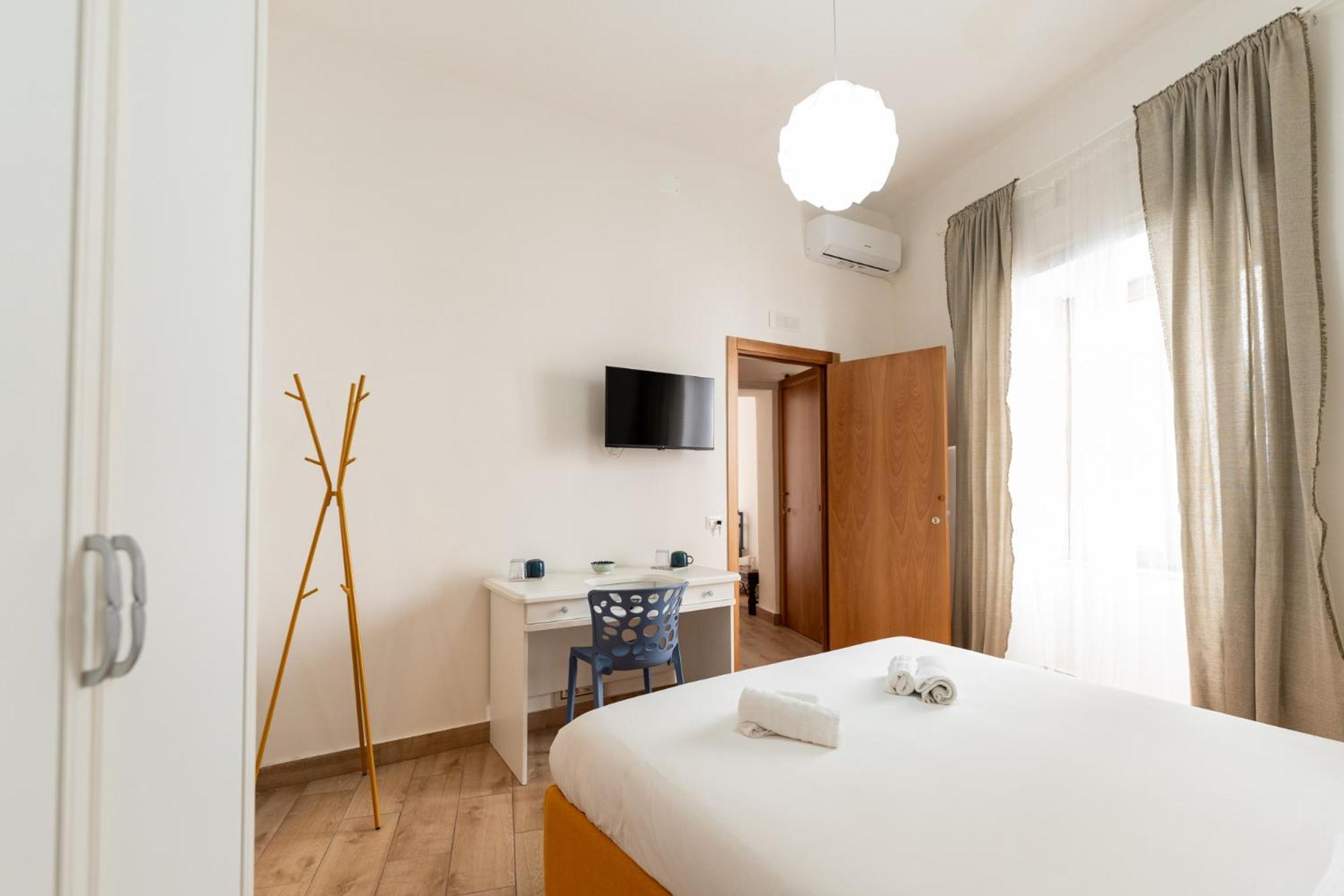 Tombolata Hotel Napels Buitenkant foto