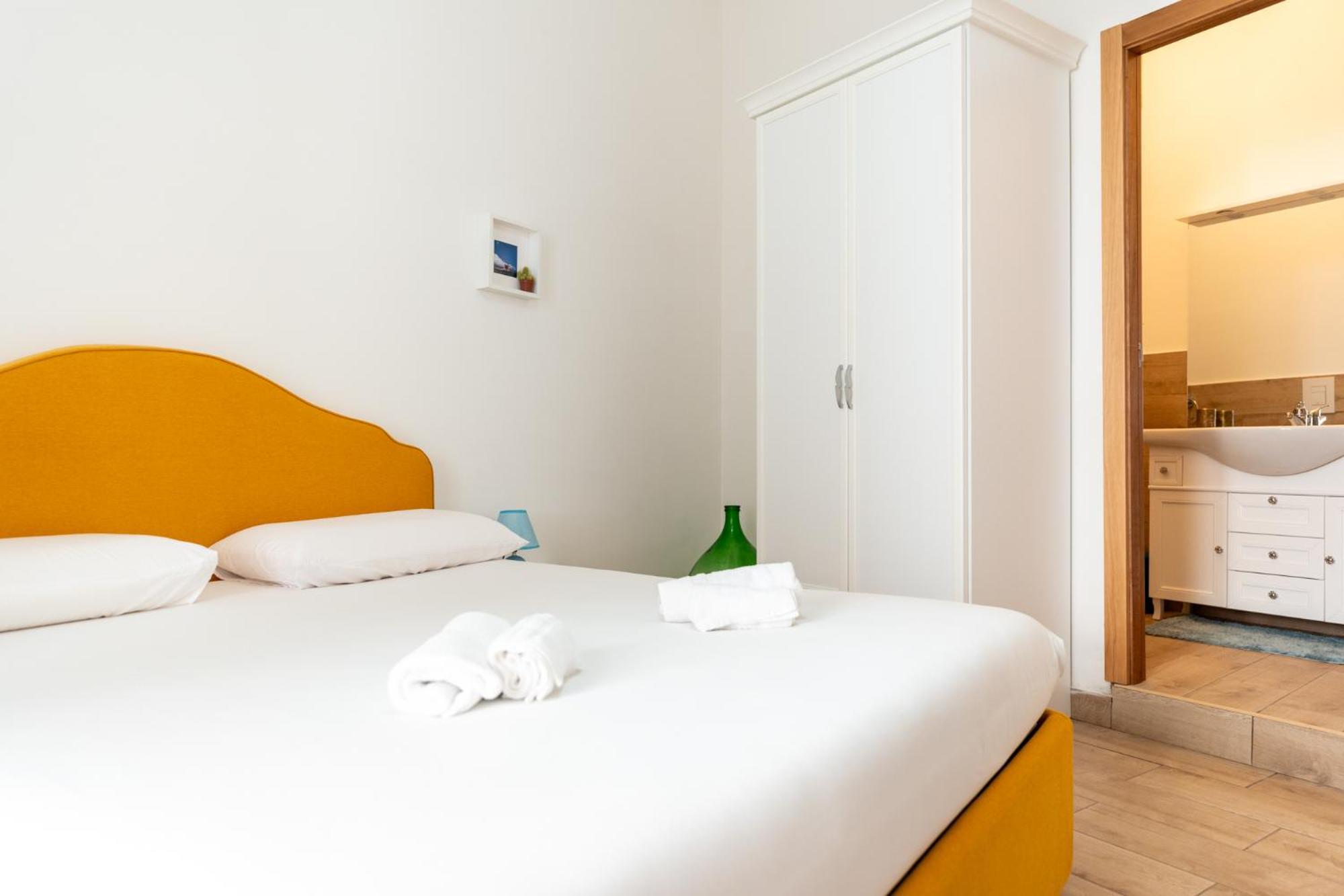 Tombolata Hotel Napels Buitenkant foto