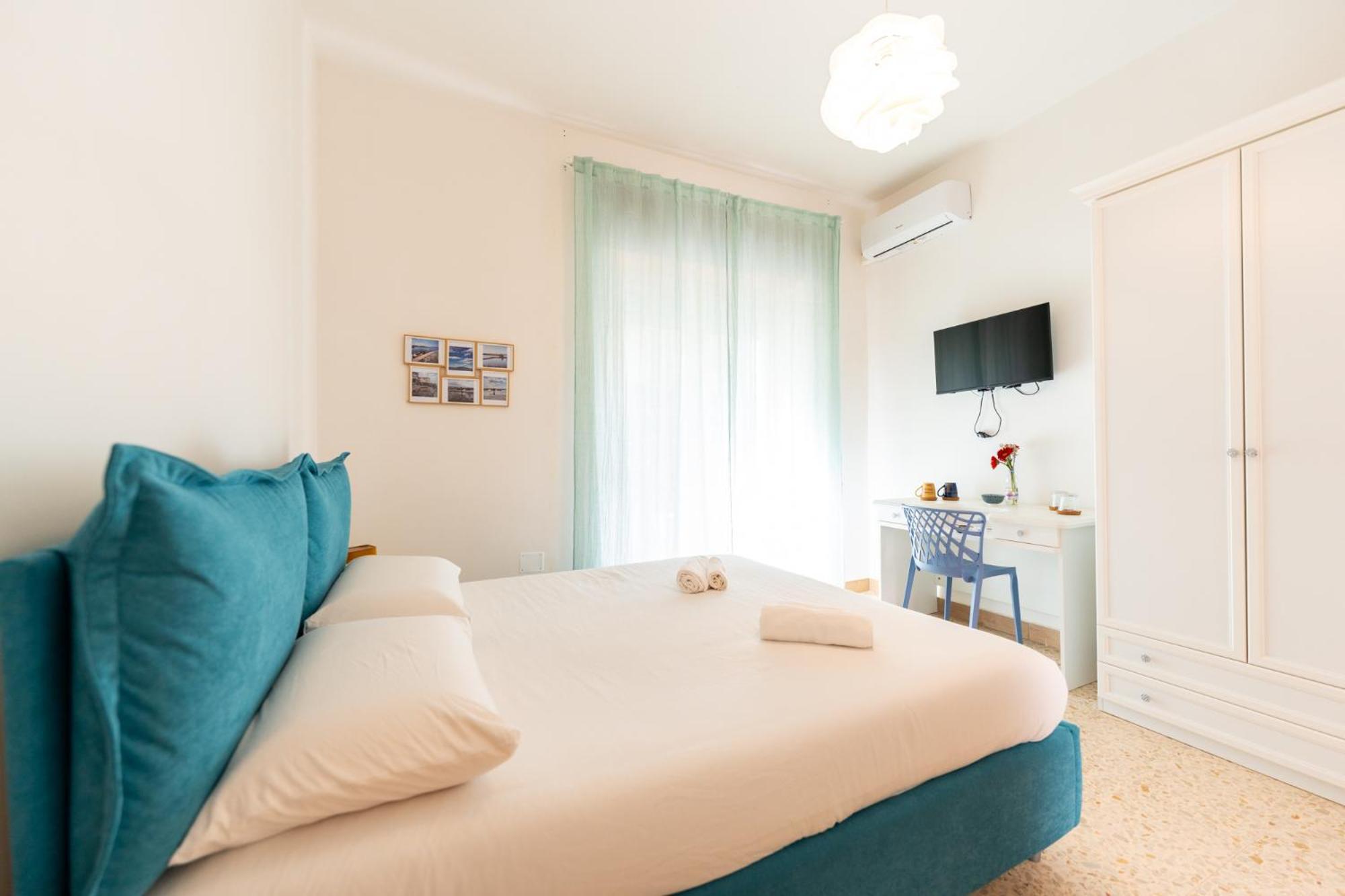 Tombolata Hotel Napels Buitenkant foto