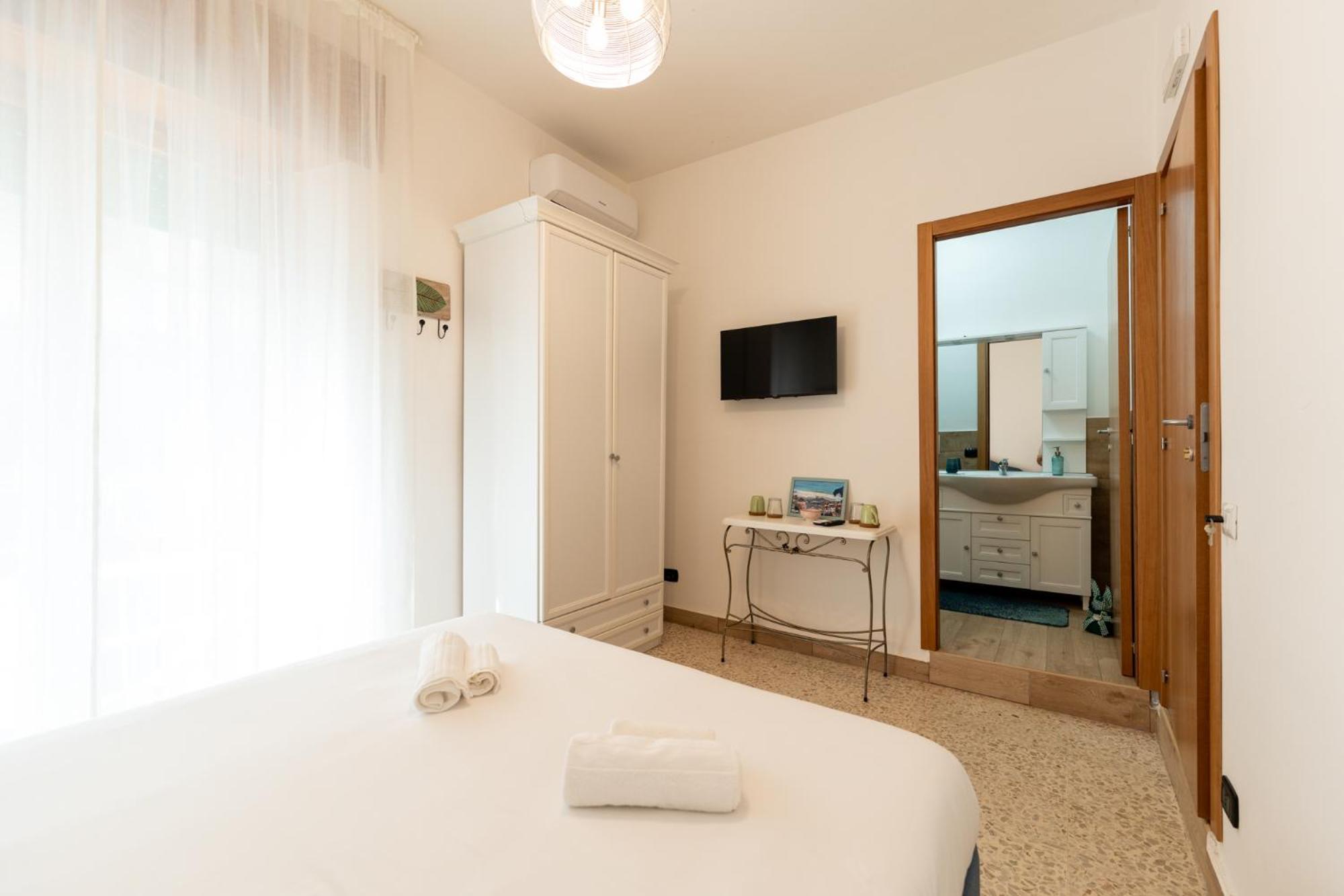 Tombolata Hotel Napels Buitenkant foto